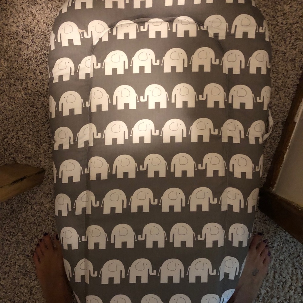 Travel baby bed